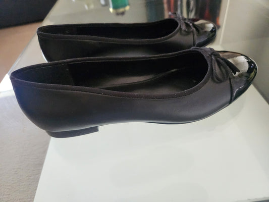 Polished & Powerful Nine West Ballet Flats - Black