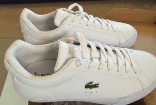 Lacoste Women's Lerond Pro BL 23 1 CFA Preloved Sneaker - White