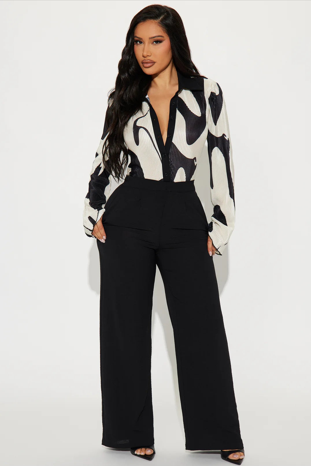 Power Play Button Up Monochrome Muse Top - Black/White