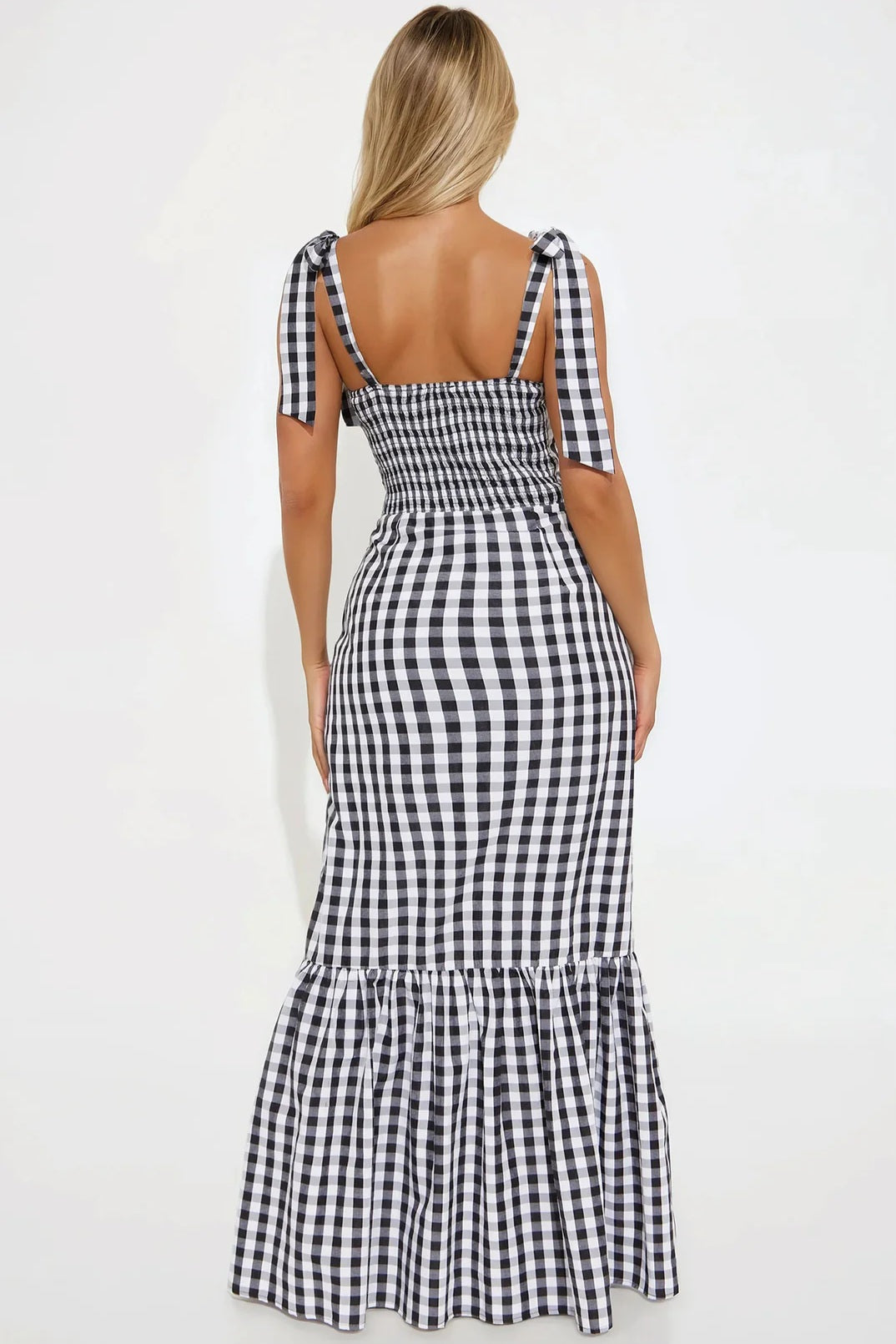 Country Club Crush Maxi Dress - Black/White